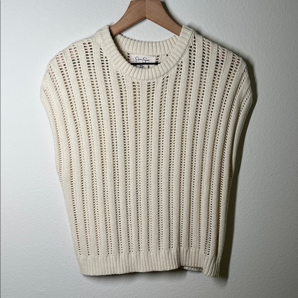 Jessica Simpson Cream Knit Sweater Vest | Size Medium | NWOT - Picture 1 of 5